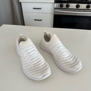 APL Techloom Breeze Sneakers White - 9